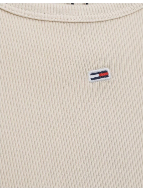 Camiseta TOMMY JEANS DW0DW17383