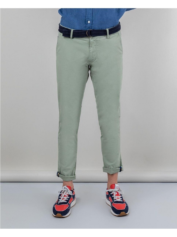 Pantalón Chino Básico