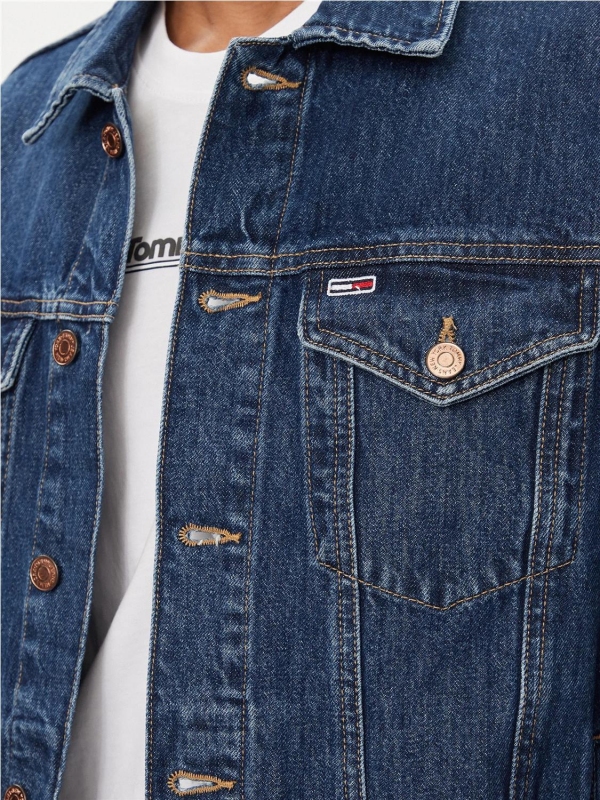 Cazadora TOMMY JEANS DM0DM18782