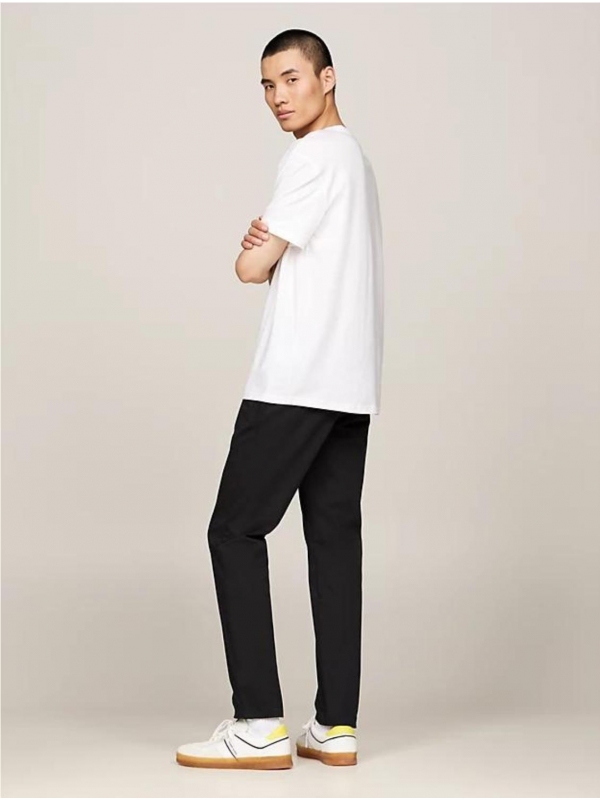 Camiseta TOMMY JEANS DM0DM18533