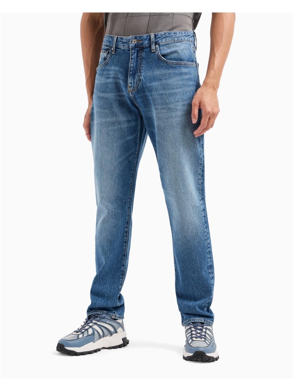 Vaquero ARMANI EXCHANGE...