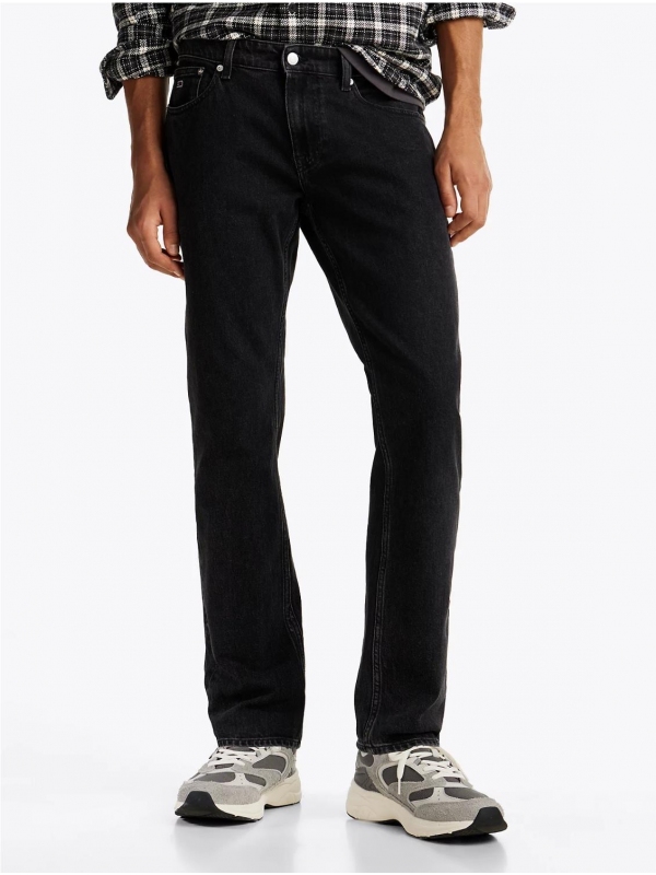 Vaqueros TOMMY JEANS DM0DM21135