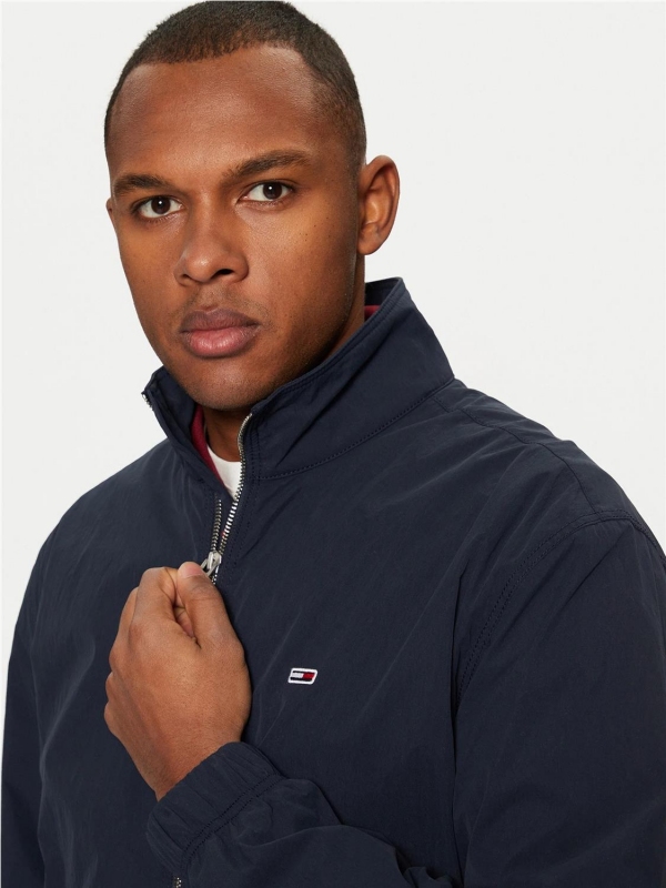 Cazadora TOMMY JEANS DM0DM20655