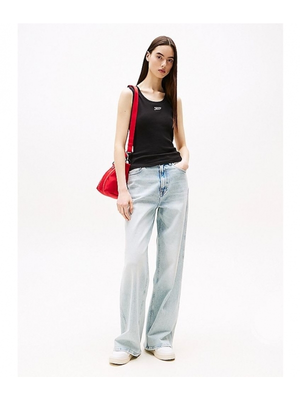 Camiseta TOMMY JEANS DW0DW21369 Camiseta TOMMY JEANS DW0DW21369