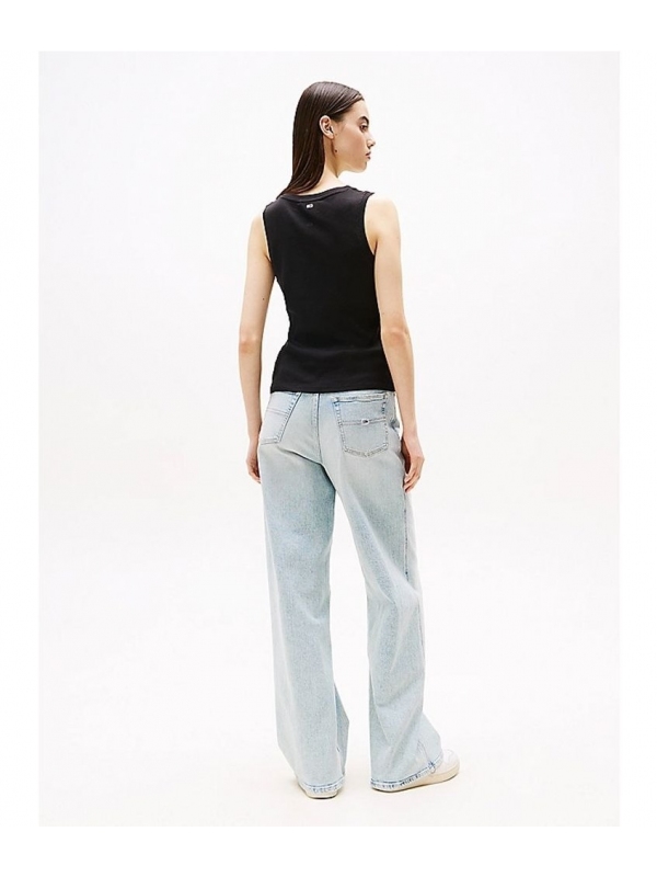 Camiseta TOMMY JEANS DW0DW21369 Camiseta TOMMY JEANS DW0DW21369