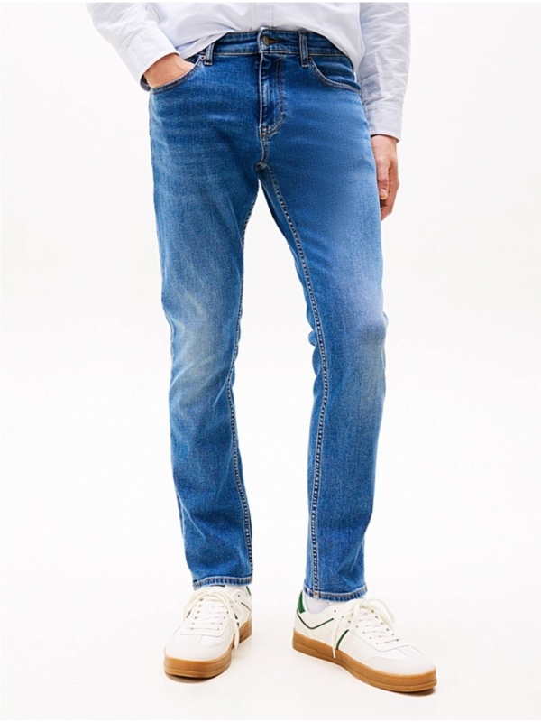 Vaquero TOMMY JEANS DM0DM21378 2