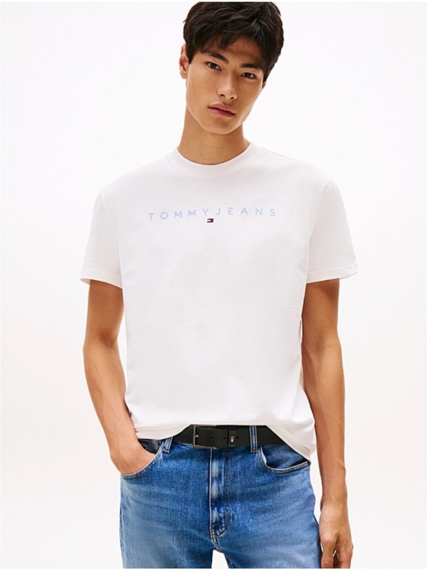 Camiseta TOMMY JEANS...