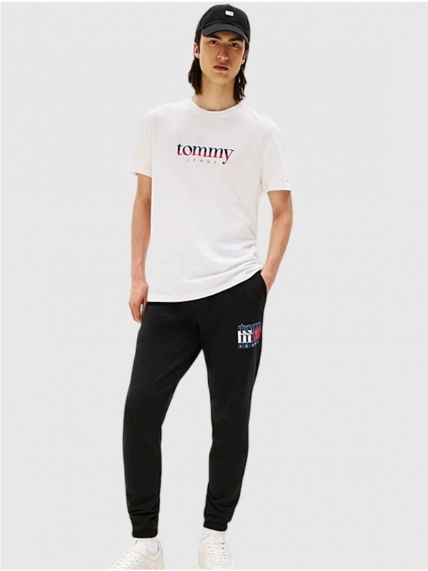 Camiseta TOMMY JEANS DM0DM21978