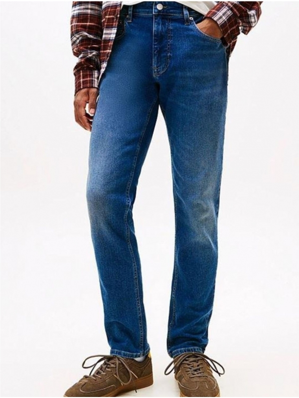 Vaquero TOMMY JEANS DM0DM22168