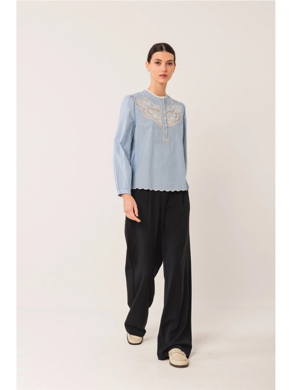 Blusa INDI & COLD VI25MC230