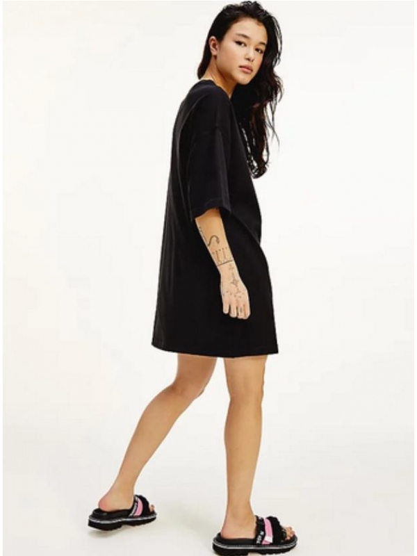 Vestido TOMMY JEANS DW0DW09916 Vestido TOMMY JEANS DW0DW09916