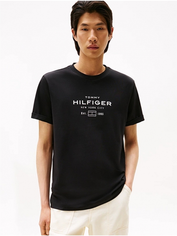 Camiseta TOMMY HILFIGER...