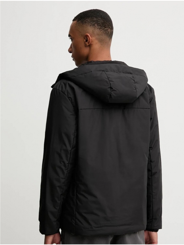 Cazadora TOMMY JEANS DM0DM22065