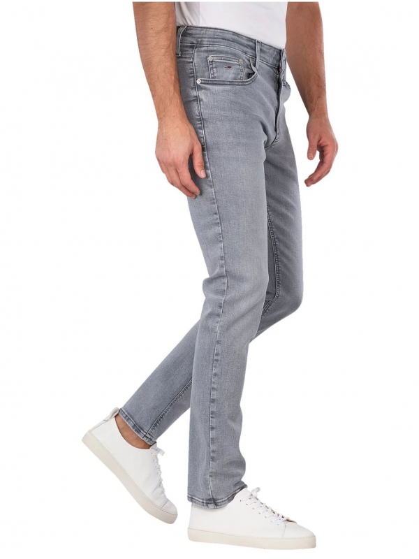 Vaquero TOMMY JEANS DM0DM22454