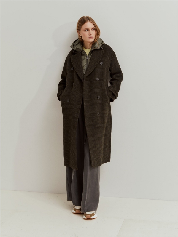 Abrigo LION OF PORCHES...