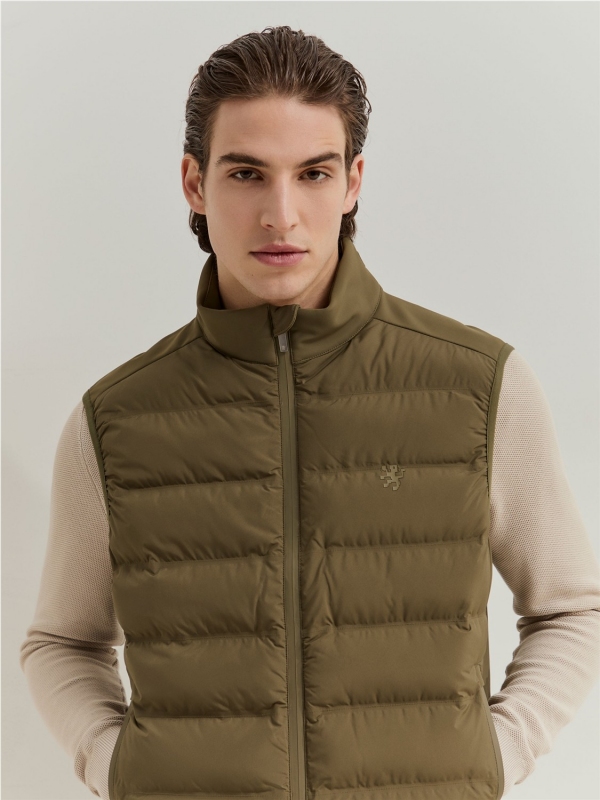 Chaleco LION OF PORCHES... 2