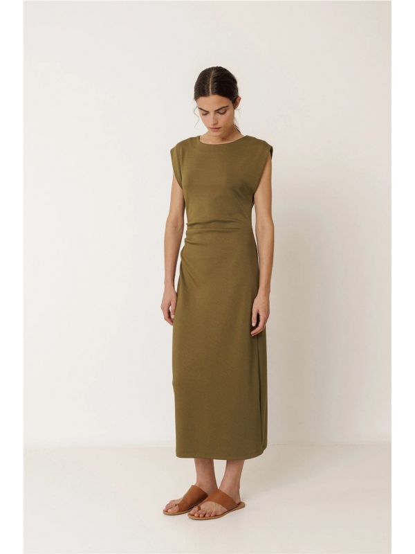 Vestido INDI & COLD VV26NM440