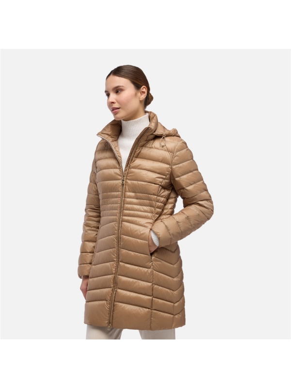 Cazadora GEOX W5625CT3267.