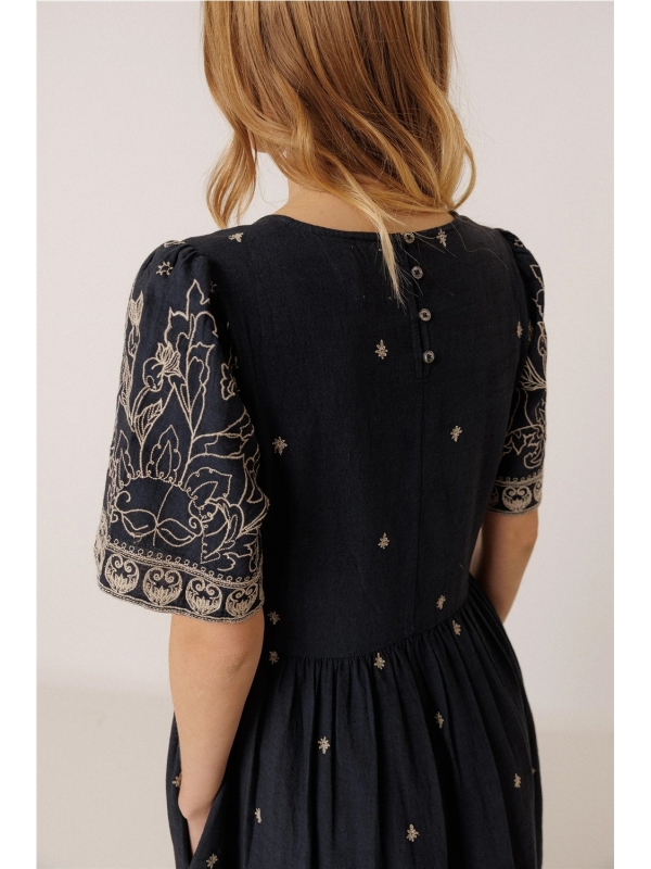 Vestido INDI & COLD VV26BK170