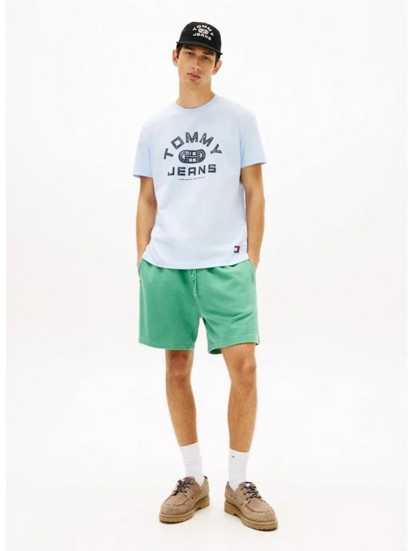 Camiseta TOMMY JEANS...