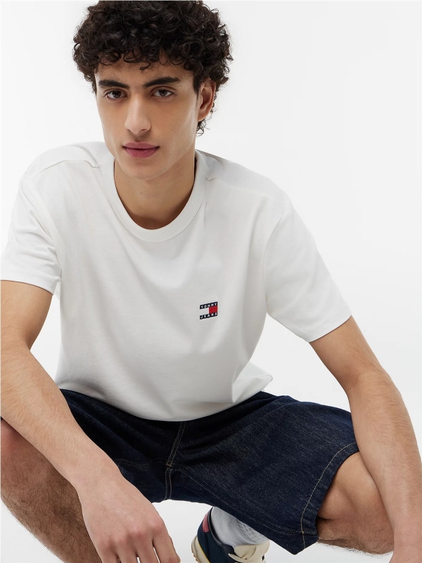 Camiseta TOMMY JEANS DM0DM20322