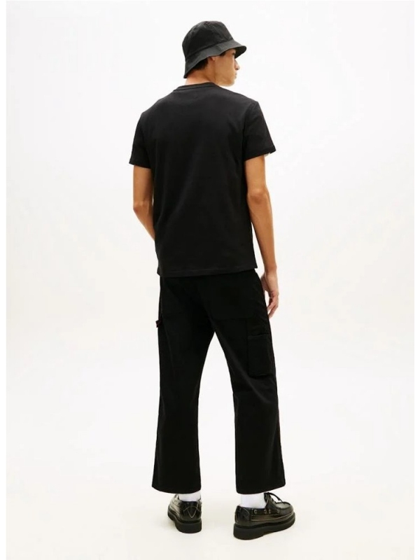 Camiseta TOMMY JEANS DM0DM22548