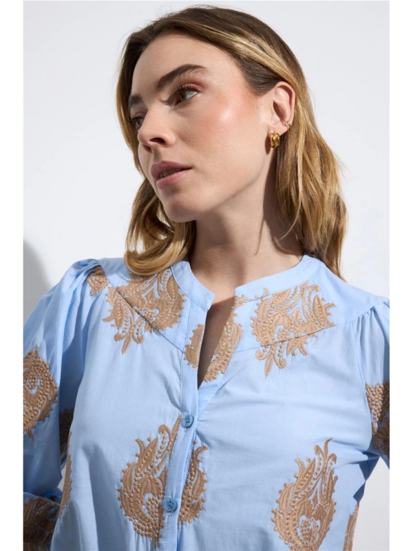 Blusa TINTA & BARILOCHE BIELSA 2