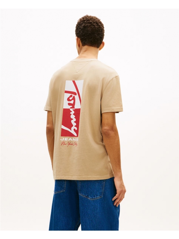 Camiseta TOMMY JEANS DM0DM22532
