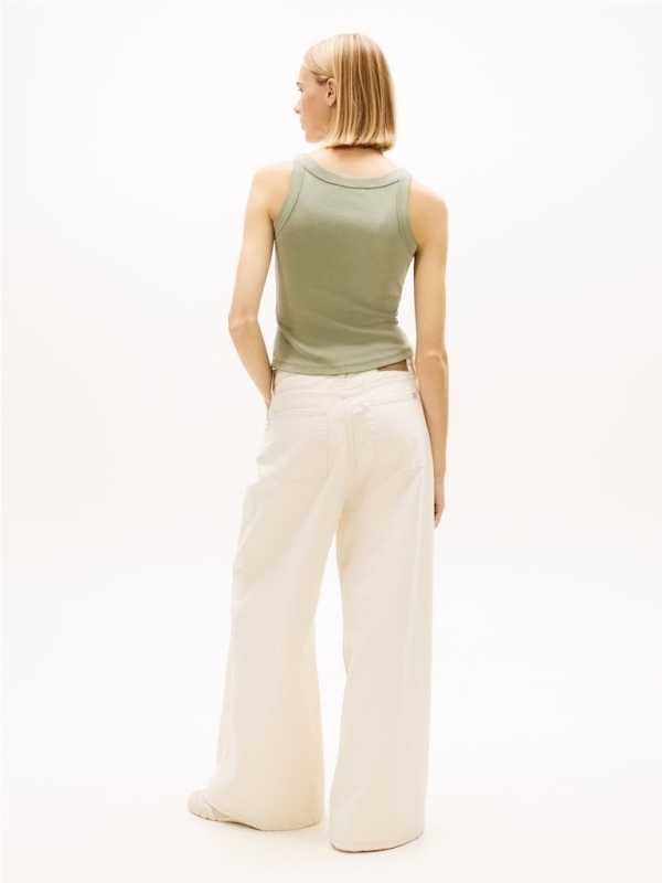 Camiseta TOMMY JEANS DW0DW22736