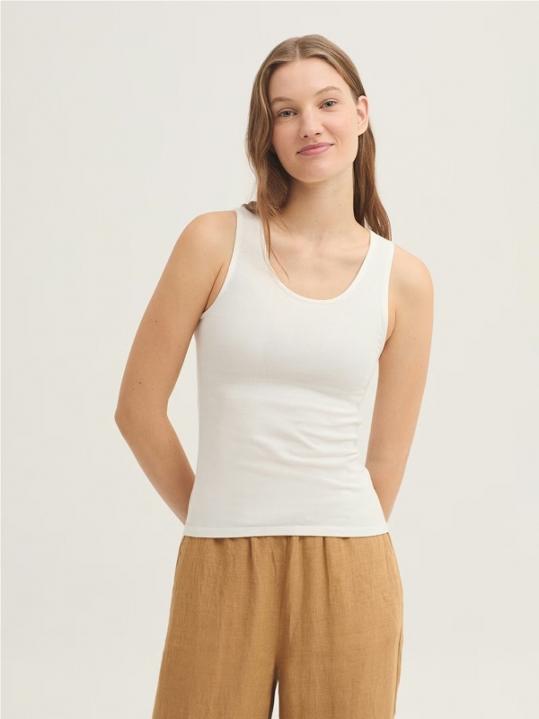 Camiseta NICE THINGS WJW009