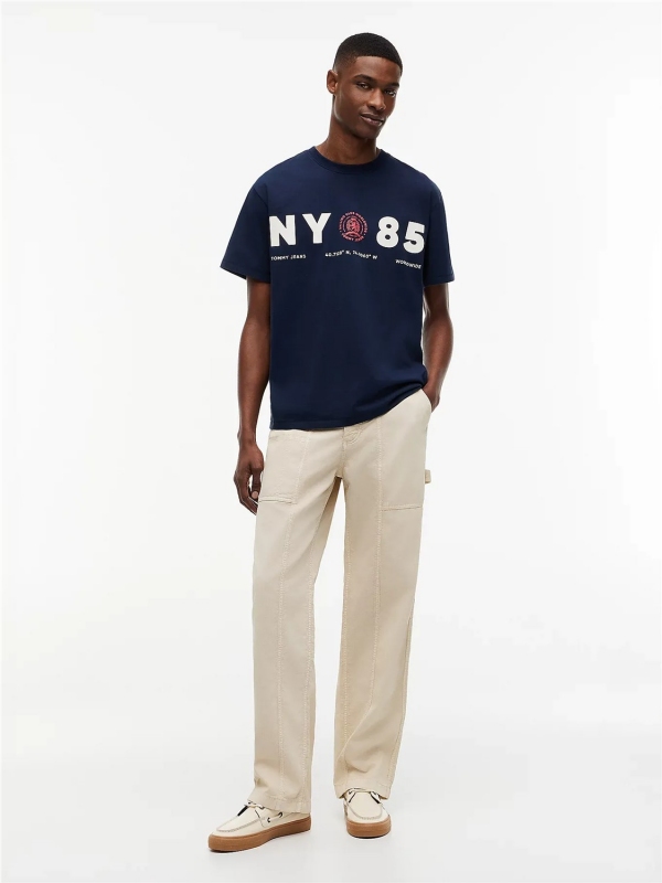 Camiseta TOMMY JEANS...