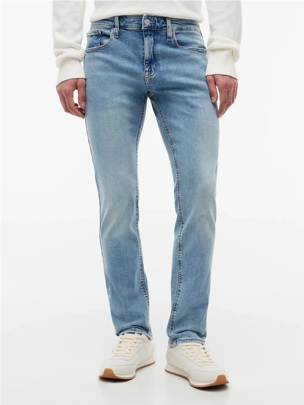 Vaquero TOMMY JEANS DM0DM20985 2