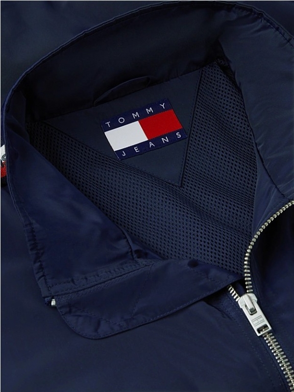 Cazadora TOMMY JEANS DM0DM23218