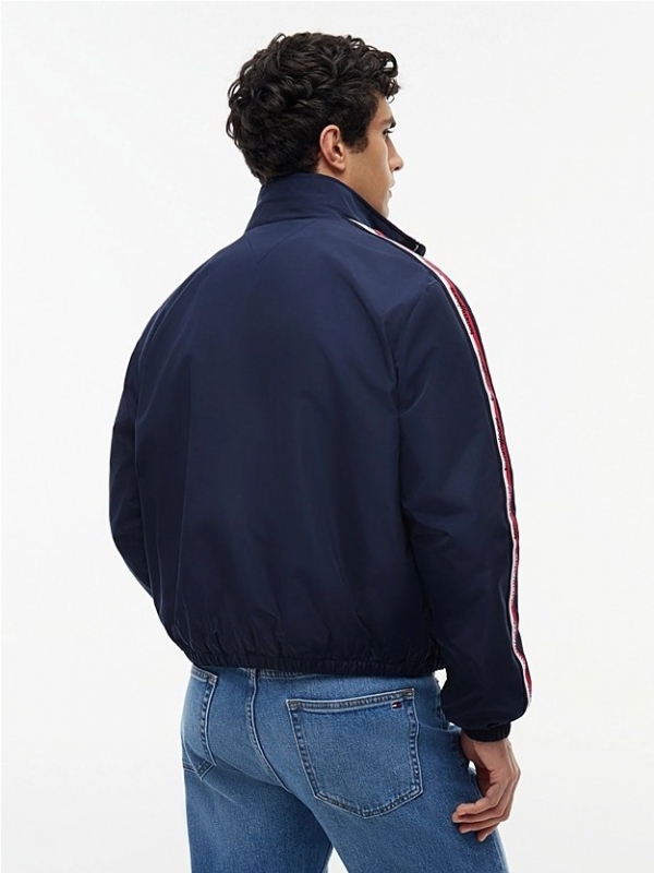 Cazadora TOMMY JEANS DM0DM23218