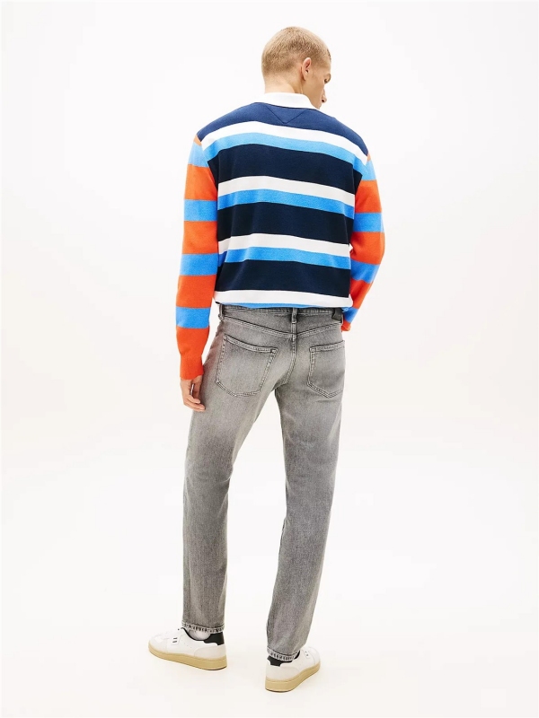 Vaquero TOMMY JEANS DM0DM23346