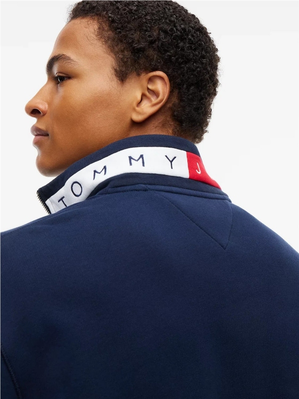 Sudadera TOMMY JEANS DM0DM23605
