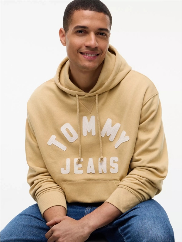 Sudadera TOMMY JEANS DM0DM23595