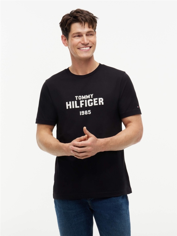 Camiseta TOMMY HILFIGER...