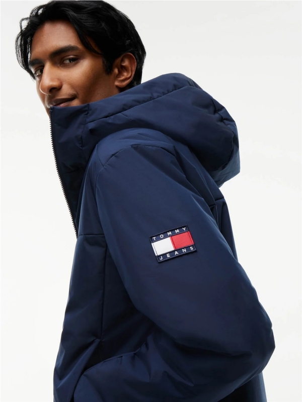 Cazadora TOMMY JEANS DM0DM22065