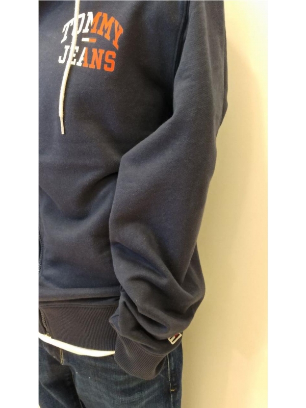 Sudadera TOMMY JEANS... 2